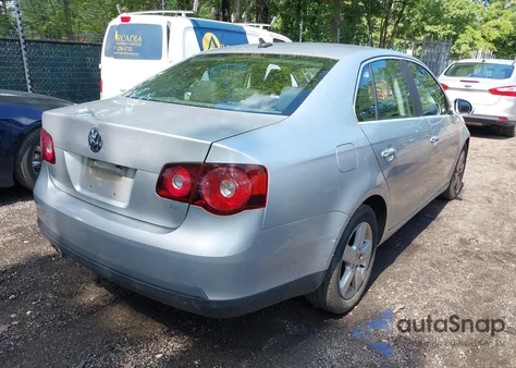 2009 Volkswagen Jetta Se z USA, uszkodzony, nr VIN 3VWRM71K29M083443